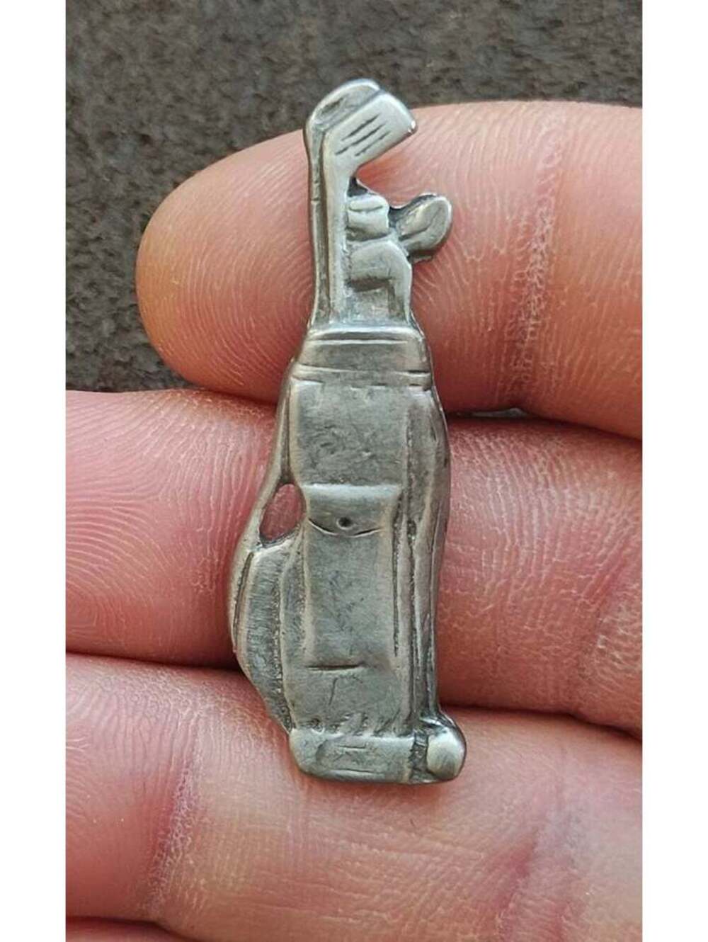 1970s Detailed Pewter Golf Clubs In Bag Brooch Pin